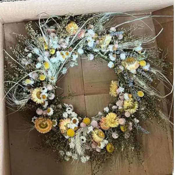 Dried Flower Wreath - Blue House Farm Delivery