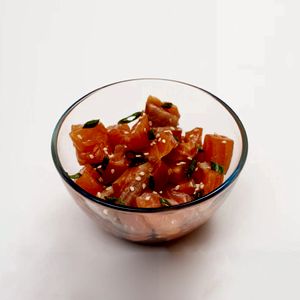 Henry's Shoyu Salmon Poké and Seaweed Salad Kit 